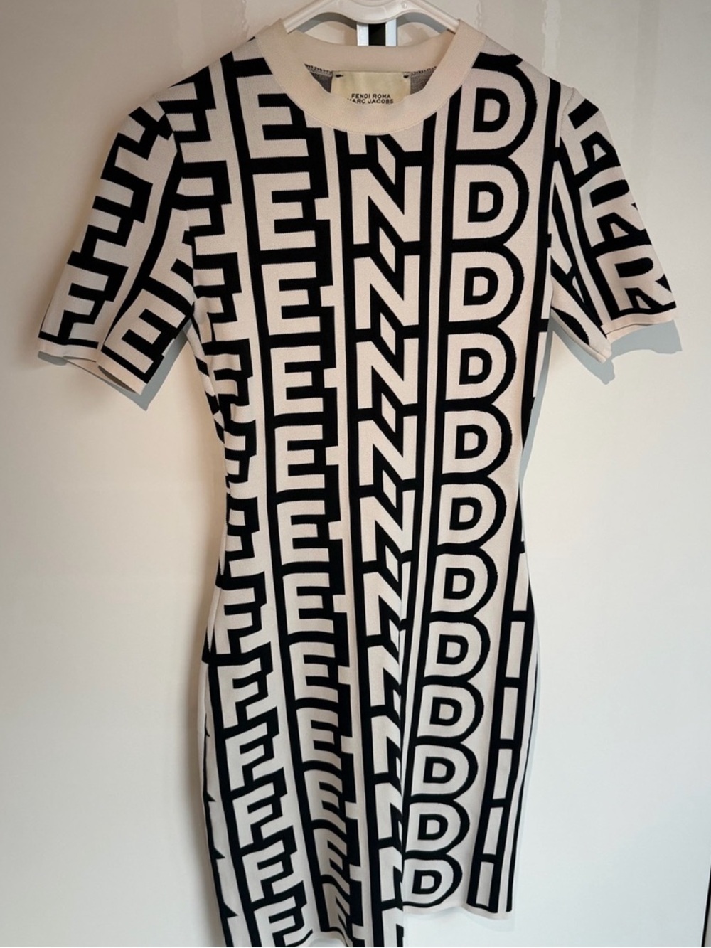 Fendi dress - Picture 2 of 5